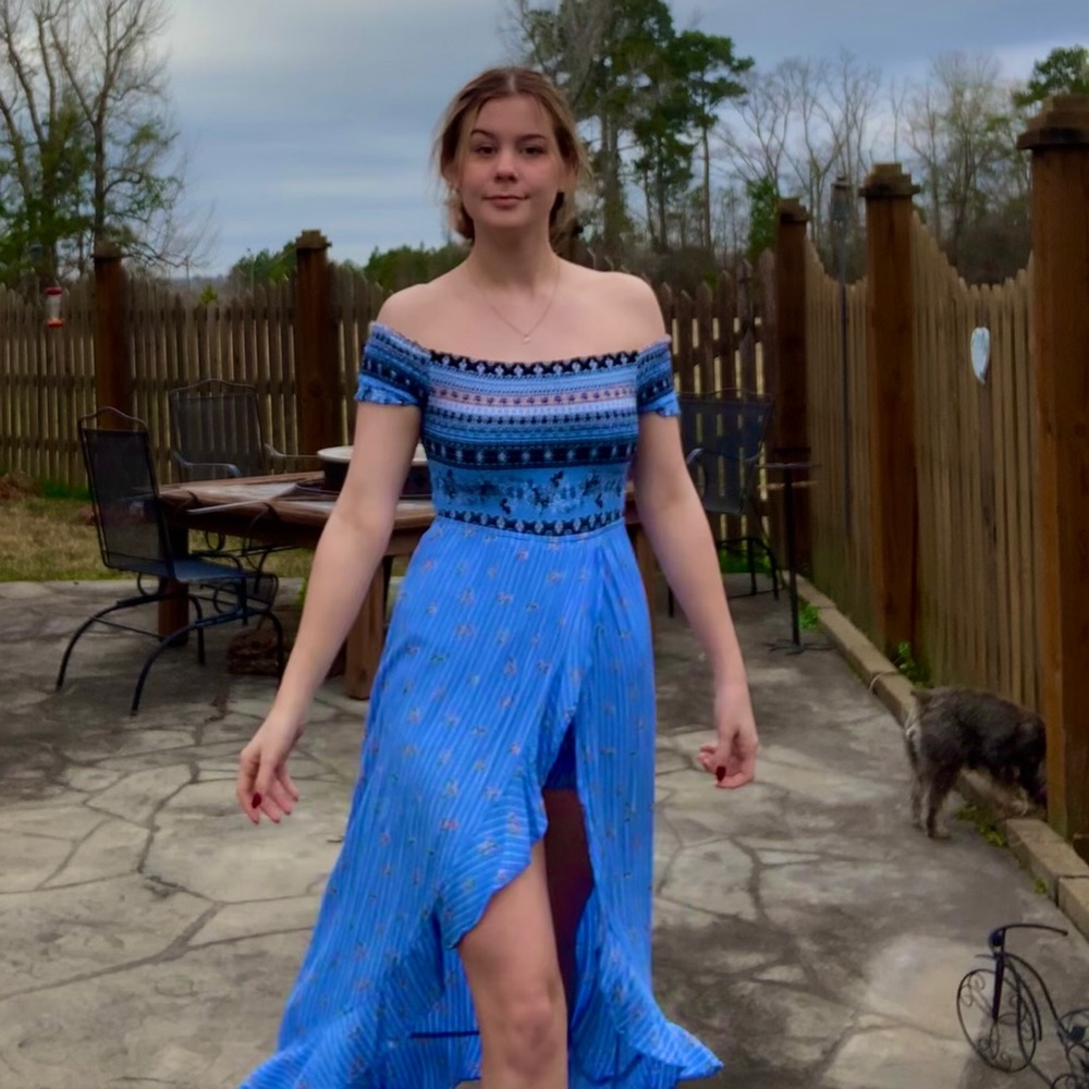 Long blue dress